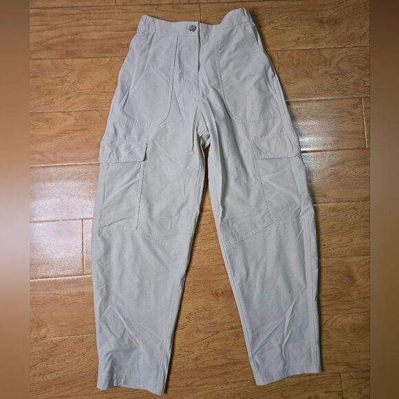 Lululemon Light Utilitech Cargo Pocket High-Rise Pant in Natural Ivory Size 24 - Picture 6 of 12